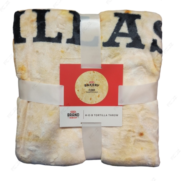 H-E-B Brand Shop Bakery Flour TortillaRound Throw Blanket, 70" Diameter, NEW - Picture 2 of 6